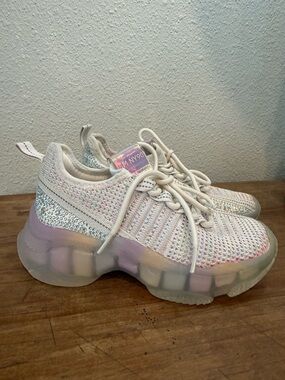 Steve Madden Girls SM NY90 White Rainbow Rhinestone Sneakers Size 10